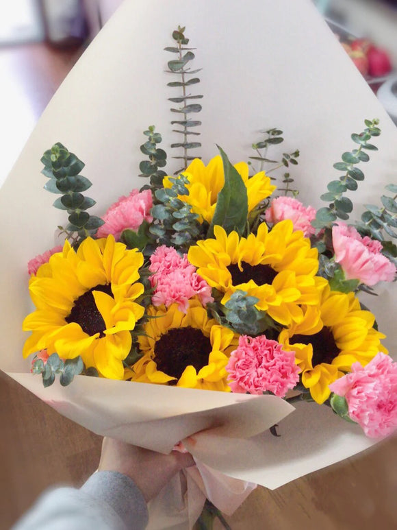 向日葵+粉色康乃馨 | Mix Flowers Bouquet