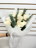 白玫瑰花束|  White Roses Bouquet
