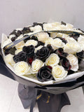 黑白配｜Black and White Roses Bouquet